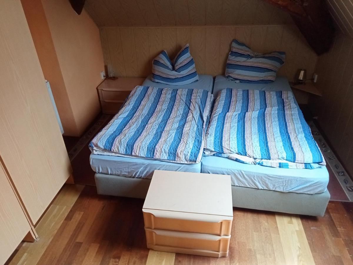 Uebernachtungszimmer 1 Schlettau Extérieur photo